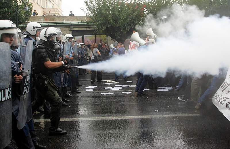 Απεργία εκπαιδευτικών 2006 :Ο χρόνος ο παρών κι ο παρελθών χρόνος – Ίσως και οι δυο να είναι παρόντες στον μέλλοντα χρόνο