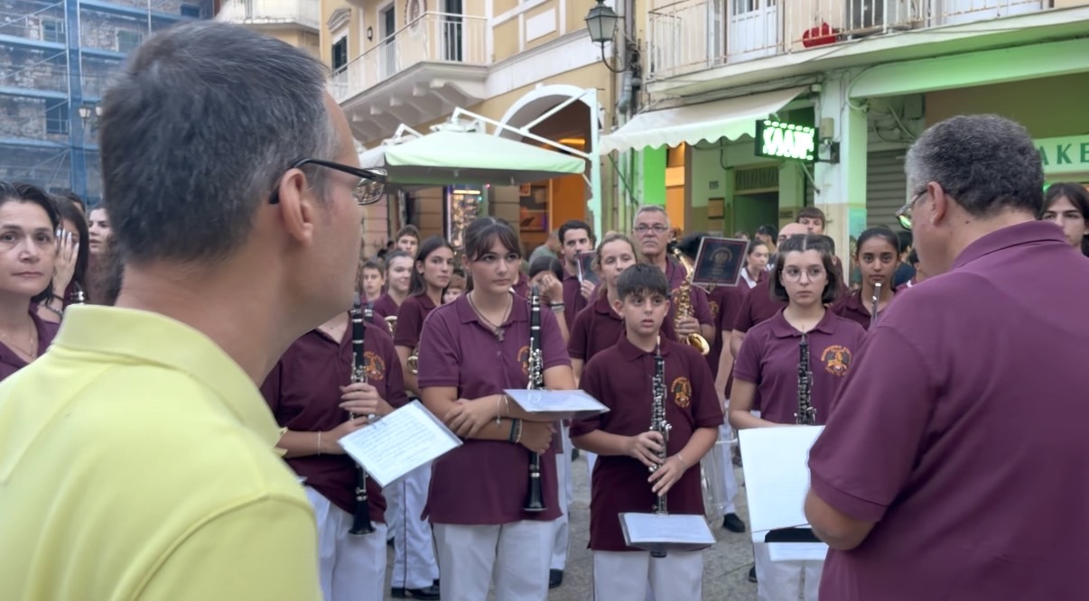 H TEXNH ΣΟΛΦΕΖ ΠΑΝΩ ΑΠΟ ΤΑ ΜΝΗΜΑΤΑ ούτε με την ευλογία των «βολικών»