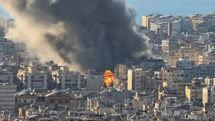 Κάτω οι εμπρηστές του πολέμου – Αλληλεγγύη στο λαό του Ιράν