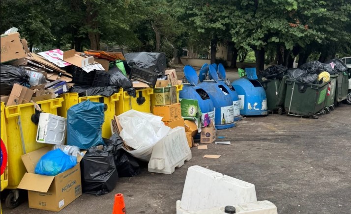 Εικόνες απαράμιλλης ασχήμιας στην καρδιά της Κέρκυρας