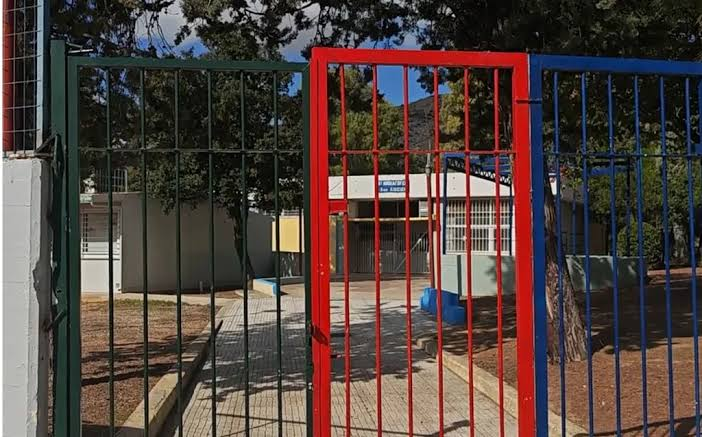 Ξυλοδαρμός νηπιαγωγού στα Άνω Λιόσια: Στο επίκεντρο η ασφάλεια των παιδιών και η εγκατάλειψη του δημόσιου σχολείου