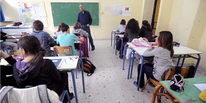 Ο δάσκαλος που δεν ξεχνάμε: Εκείνος που μας έκανε να πιστέψουμε λίγο περισσότερο στον εαυτό μας