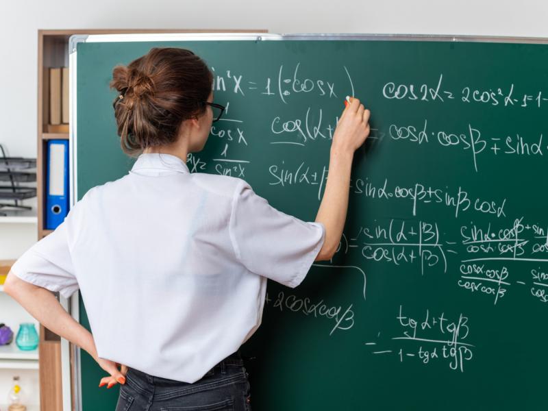 Για τις αποσπάσεις - μετατάξεις εκπαιδευτικών  Νέες φωτογραφικές διατάξεις! Την επόμενη φορά μη μπείτε καν στον κόπο, γράψτε τα ονοματεπώνυμα…