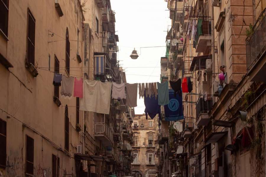 Ιστορικό ρεκόρ: 5,6 εκατ. Ιταλών ζουν σε κατάσταση απόλυτης φτώχειας