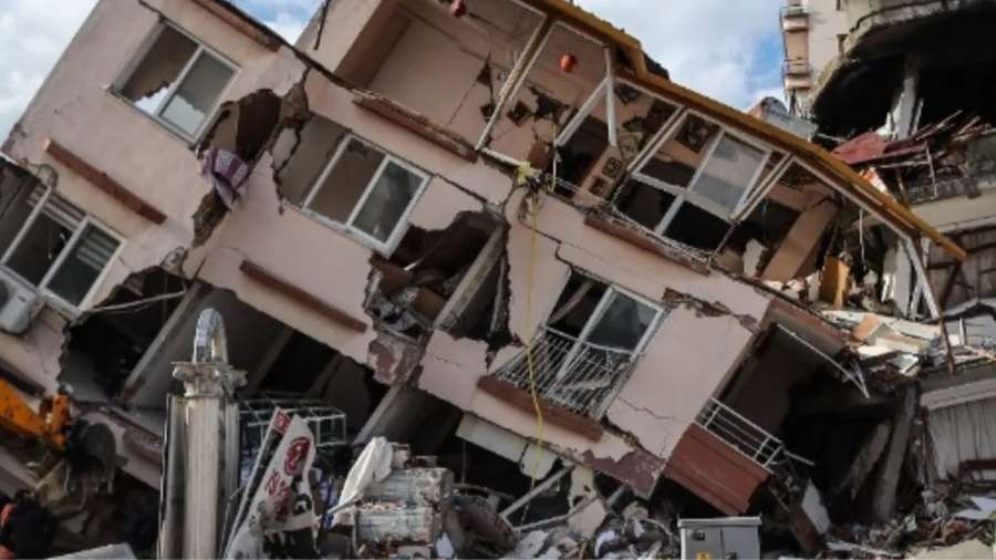 Ο σεισμός «μετακινεί» την Τουρκία