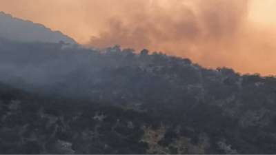 Δύο μεγάλες αναζωπυρώσεις στην Άνω Περίθεια και στον Άγιο Γεώργιο Κασσιόπης