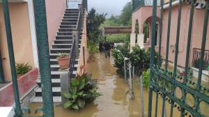 Πλημμύρισε η Χρυσηίδα - Έκλεισε ο δρόμος από Εθνική Αχίλλειου προς Άγιο Προκόπιο