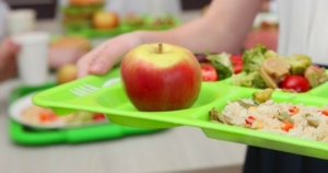 Λαϊκή Συσπείρωση  (ΛΑΣΥ) Βόρειας Κέρκυρας: Πρόταση για θεσμοθέτηση σχολικού γεύματος