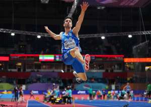 Παγκόσμιος πρωταθλητής ο Τεντόγλου – «Πέταξε» στα 8.55 μέτρα κάνοντας νέο πανελλήνιο ρεκόρ (Video)