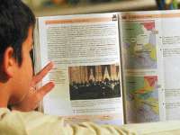 «Καταραμένα» βιβλία σχολικής ιστορίας