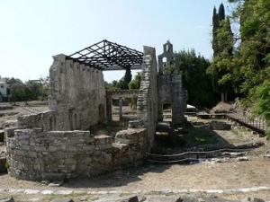 Ο ναός του Σωτήρος στο Mon Repos και το σονέτο «Εσπερινός» του Γ. Δροσίνη