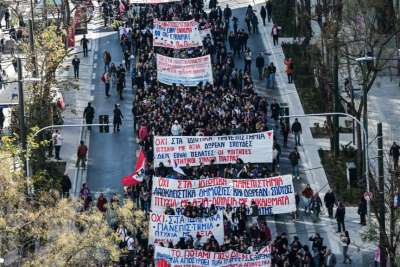 Πυρ ομαδόν για τα ιδιωτικά ΑΕΙ, αλλά οι Κυριάκοι τον χαβά τους