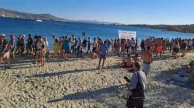 Οι μαφίες του τουρισμού, η εγκύκλιος του ΑΠ και το κίνημα για ελεύθερες παραλίες