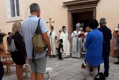 Κέρκυρα: Το έθιμο της ευλογίας των ζώων στον ιερό ναό του Αγίου Φραγκίσκου της Ασίζης