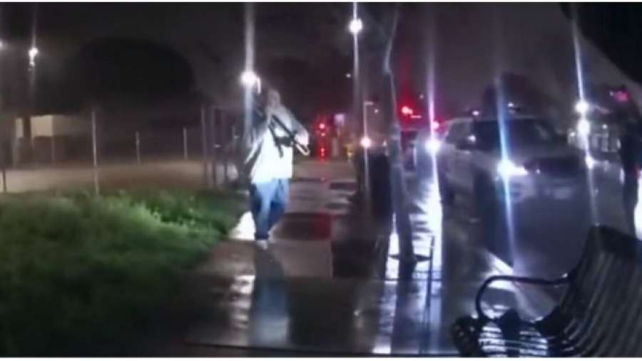 ΗΠΑ: Σοκαριστικό βίντεο – Αστυνομικός πυροβόλησε 60χρονο