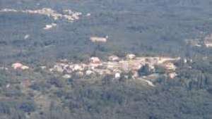 Βαλανειό: Ένα όμορφο χωριό της Βόρειας Κέρκυρας με ιστορικές ρίζες στον 14ο αιώνα