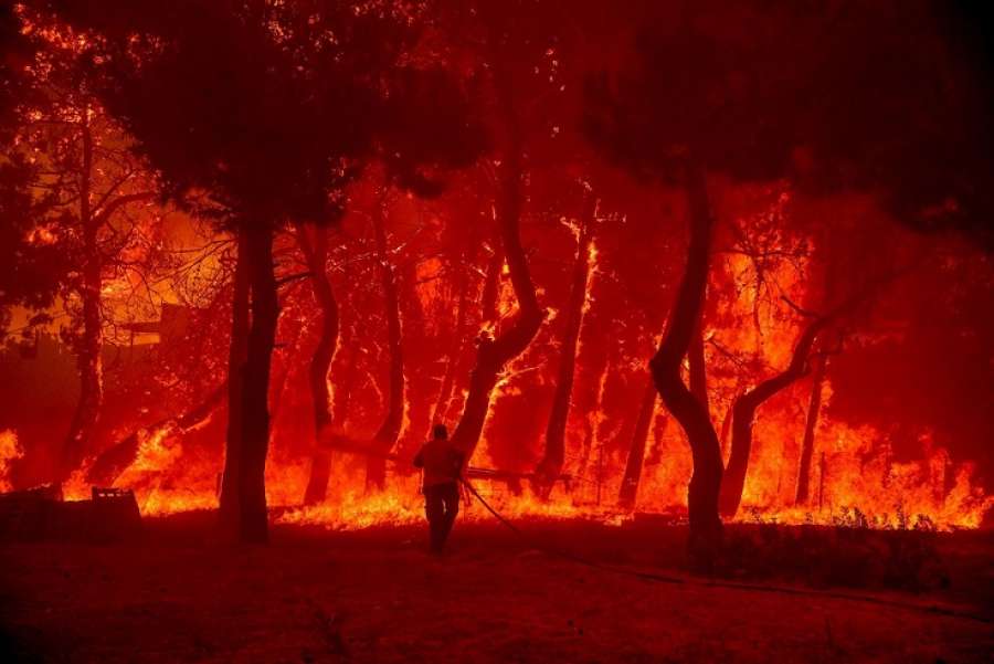 Στο έλεος των πυρκαγιών και των πλημμυρών  – Η κυβέρνηση Μητσοτάκη και το διαλυμένο «επιτελικό» κράτος ευθύνονται