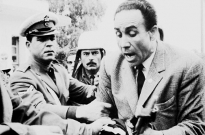 Η δολοφονία του Γρηγόρη Λαμπράκη από το παρακράτος σαν σήμερα το 1963 - Οι ένορκοι «έκριναν» ότι οι δολοφόνοι με το τρίκυκλο δεν “ενήργησαν από ταπεινά αίτια”… Διώχθηκαν ακόμη και οι συνήγοροι»