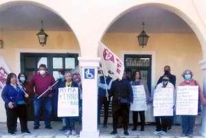 Έκοψαν το ρεύμα σε γυναίκα συνταξιούχο - Διαμαρτυρία για τη διακοπή ρεύματος σε συνταξιούχο από την ΟΓΕ Bόρειας Κέρκυρας