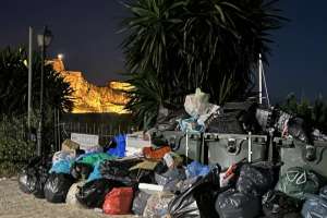 «Πνίγεται» στα σκουπίδια η Κέρκυρα ένας από τους κορυφαίους τουριστικούς προορισμούς της χώρας