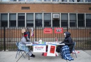 Απεργία για ασφαλή σχολεία στην πανδημία στο Σικάγο