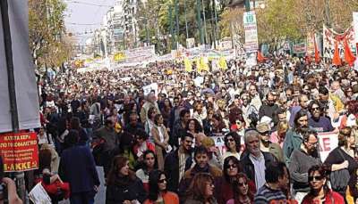 Ο λαός αντιμέτωπος με τη φτώχεια και την ακρίβεια