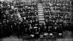 15 Νοέμβρη 1922 ο Κερκυραίος πολιτικός Νικόλαος Θεοτόκης ένας από τους έξι που εκτελέστηκαν για τη Μικρασιατική καταστροφή