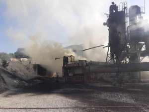 Ένας νεκρός από φωτιά σε εργοτάξιο παρασκευής πίσσας στο Αγρίνιο