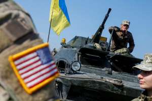 Ο Τσόμσκυ για την αμερικάνικη επιθετικότητα στην Ουκρανία