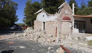 Νεκρός ένας 64χρονος από τον ισχυρότατο σεισμό στην Κρήτη. Ζημιές σε κτίρια, κλειστά τα σχολεία - ΦΩΤΟ - ΒΙΝΤΕΟ