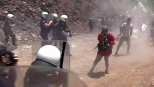 Άγραφα: Άγριες συγκρούσεις σε διαδήλωση ενάντια στα αιολικά πάρκα (βίντεο)