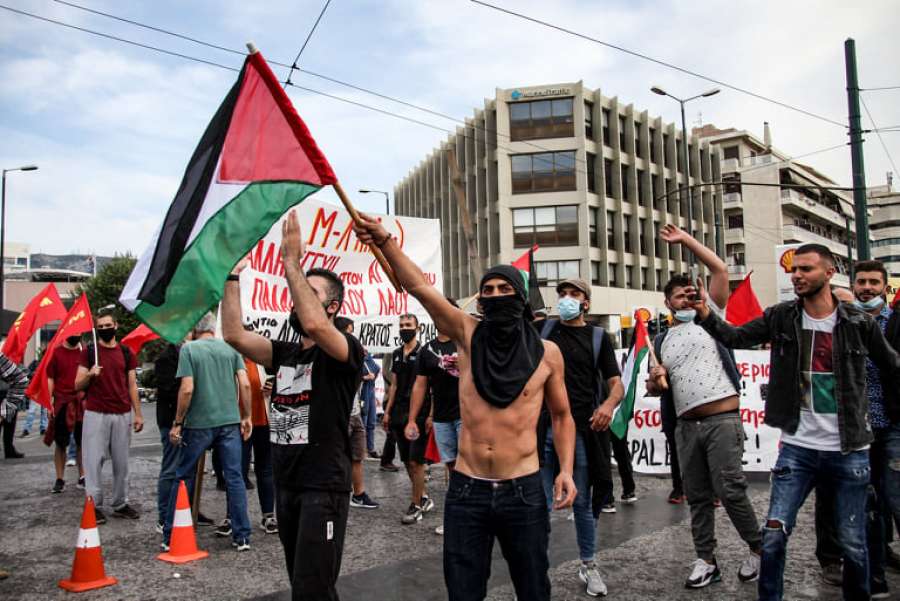 Ένταση και χημικά στη συγκέντρωση αλληλεγγύης στον παλαιστινιακό λαό