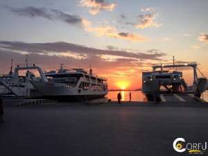 Κέρκυρα: Δεμένα τα πλοία για Ηγουμενίτσα, Παξούς, Διαπόντια νησιά