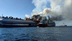 Πέμπτος νεκρός εντοπίστηκε στο πλοίο Euroferry Olympia - Αγνοούνται ακόμη 6 άτομα
