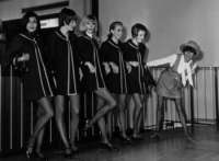 Η ιστορία της μίνι φούστας από 10 Ιουλίου 1964