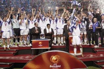 Euro 2004: Η Ελλάδα πρωταθλήτρια Ευρώπης - ΦΩΤΟ - ΒΙΝΤΕΟ