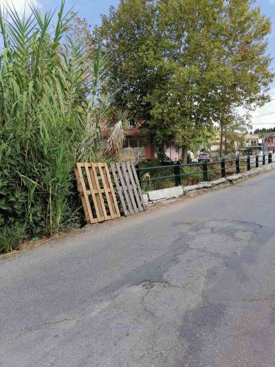 Στην μέγγενη των περικοπών τα αντιπλημμυρικά έργα στην Κέρκυρα μετά τον «μπάλλο»: από τα 15,5εκ. στα 5 εκ. ευρώ!