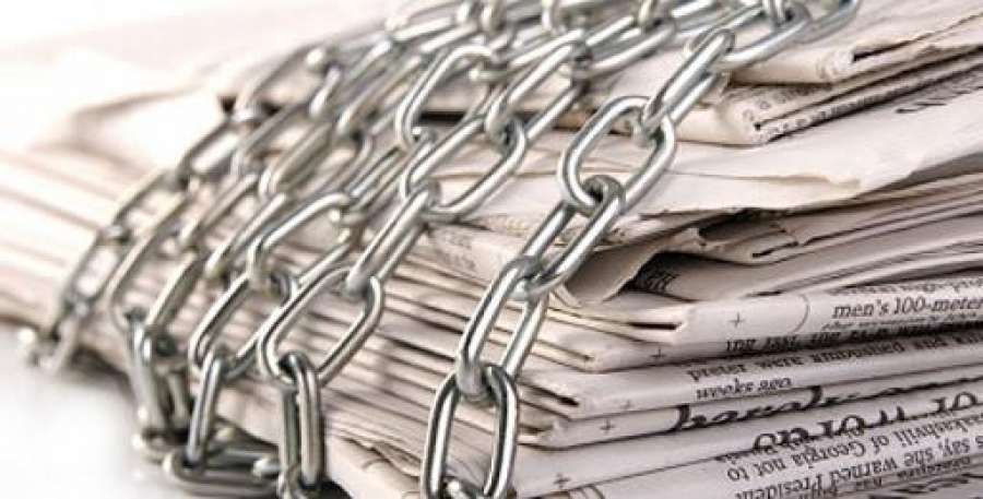 Διώξεις δημοσιογράφων: Πολιτικό «ξεκαθάρισμα λογαριασμών» και αντιδημοκρατικός κατήφορος
