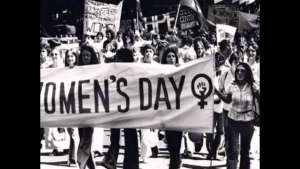 Εκπαιδευτικοί: 8 Μάρτη 2022 Η Παγκόσμια Μέρα της γυναίκας είναι μέρα αγώνα!  ΟΛΟΙ &amp; ΟΛΕΣ στη συγκέντρωση στη 1μμ στην πλ. Κλαυθμώνος