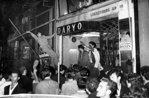 Ιστορικό ντοκουμέντο: Η ΕΔΑ και η “Αυγή” για το πογκρόμ κατά των Ελλήνων της Πόλης (6 – 7 Σεπτεμβρίου 1955)