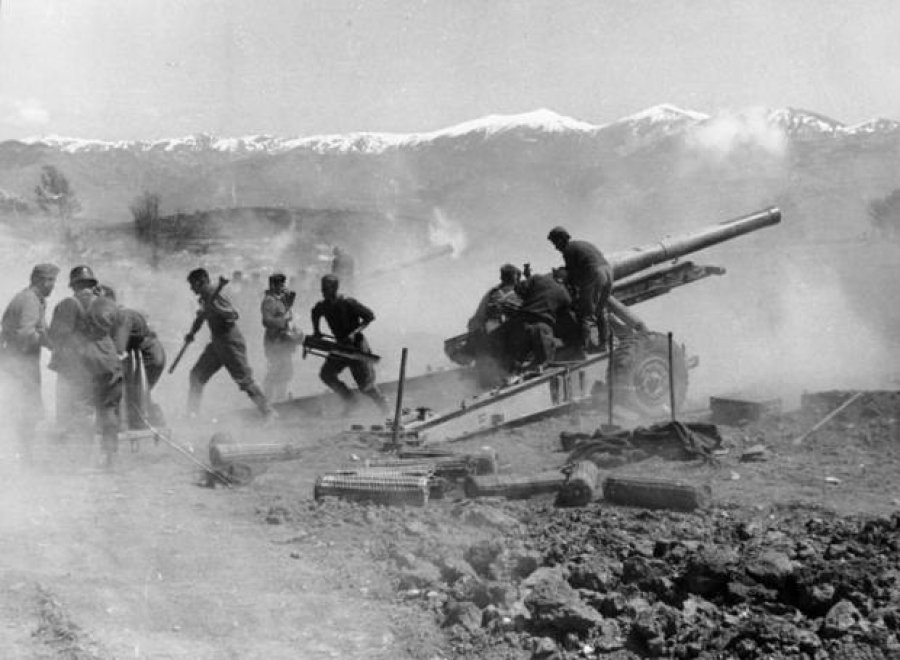 27 Απρίλη 1941 τα γερμανικά στρατεύματα εισβάλλουν στην Αθήνα - Η Γερμανική Επίθεση κατά της Ελλάδας