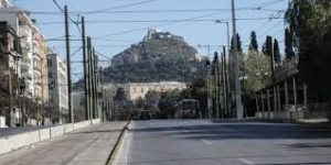 Στο «Κόκκινο» των σκληρών απαγορευτικών μέτρων η μισή Ελλάδα: Τι μέτρα ισχύουν σε Αθήνα, Θεσσαλονίκη, Πάτρα, Χαλκίδα