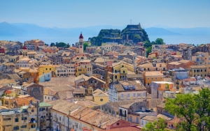 Αρχόντισσα και γραφική η Παλιά Πόλη της Κέρκυρας από τις ομορφότερες