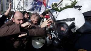 Άγρια επίθεση της αστυνομίας στο δυναμικό και μαζικό πανεκπαιδευτικό συλλαλητήριο