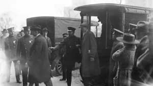 ΗΠΑ, 2/1/1920: Χιλιάδες συλλήψεις ατόμων υπόπτων για αναρχική και κομμουνιστική δράση